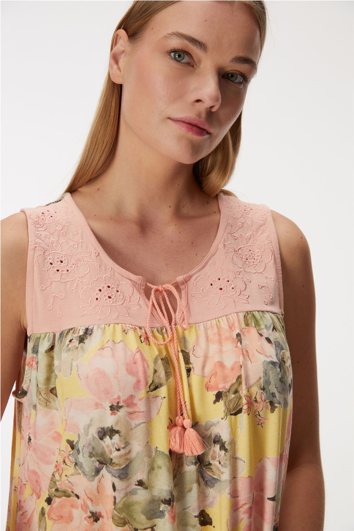 11342 Women's Nightdress
