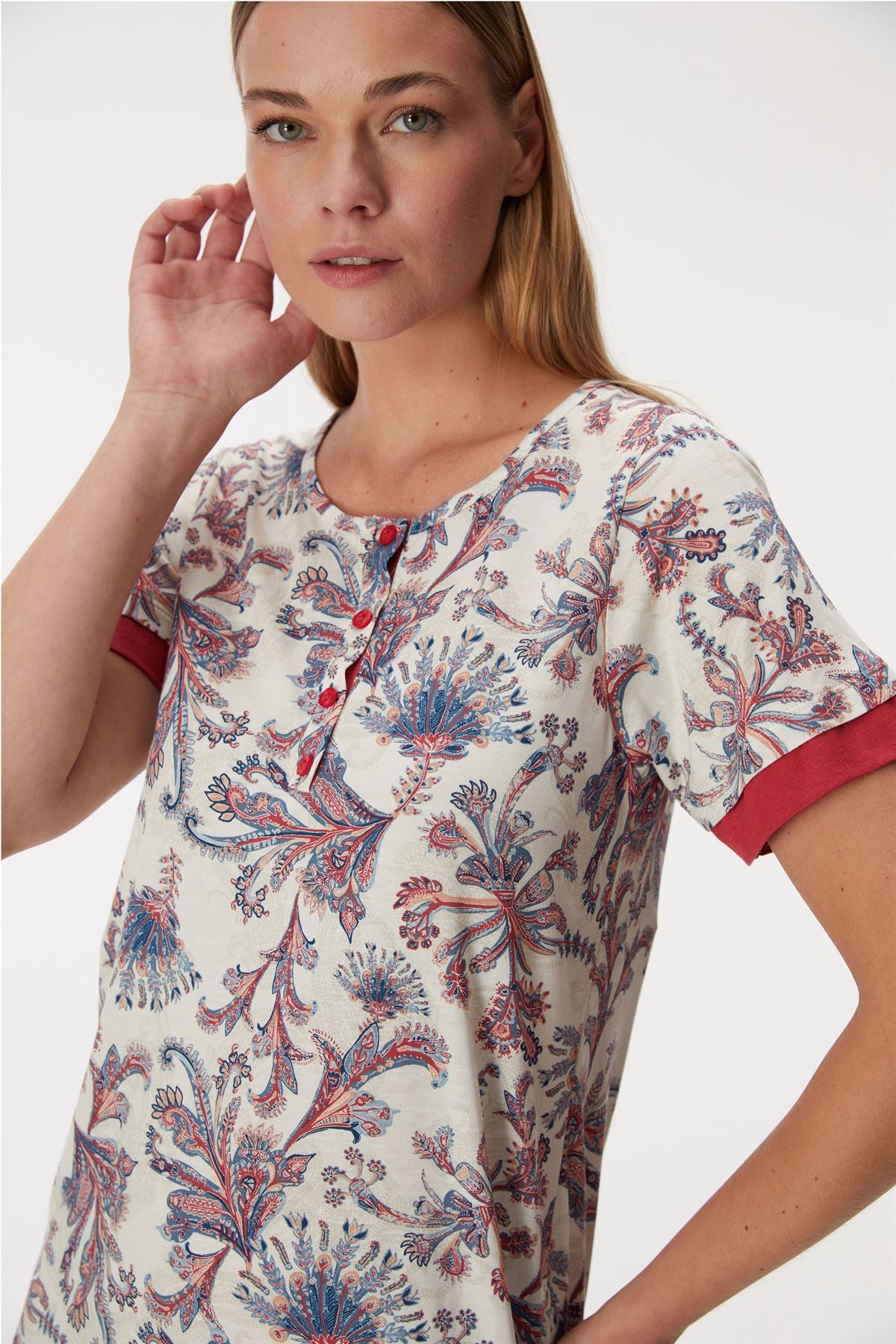 11347 Women's Nightdress