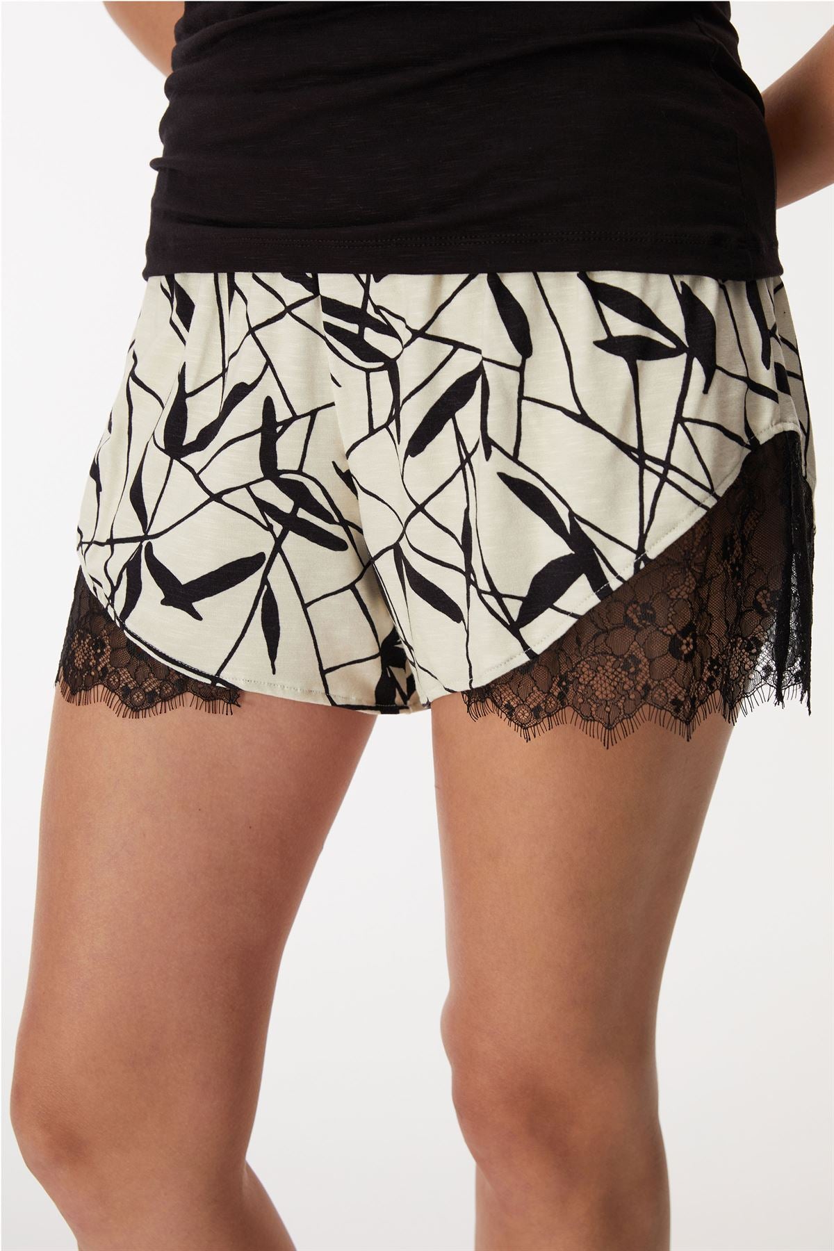 Petunia 11362 Women's Top & Shorts Set