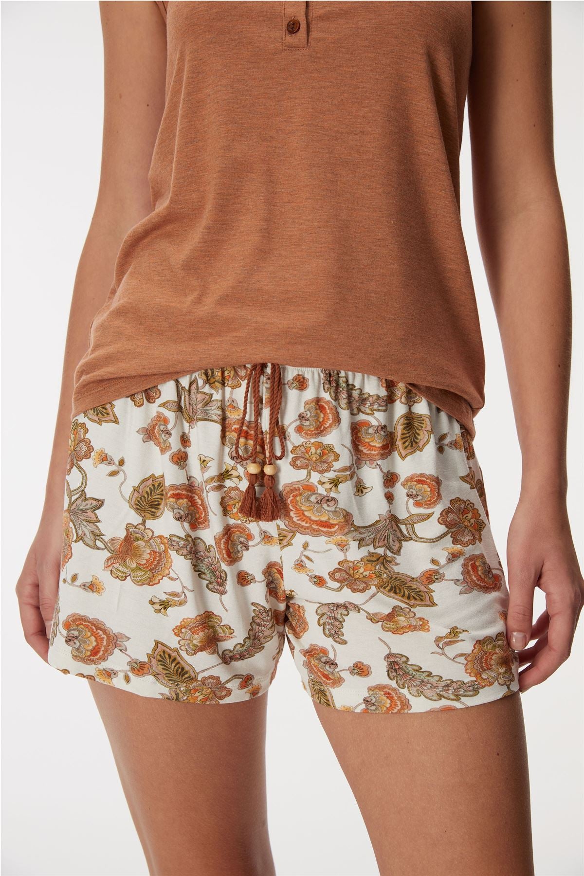 Irises 11366 Women's Top & Shorts Set