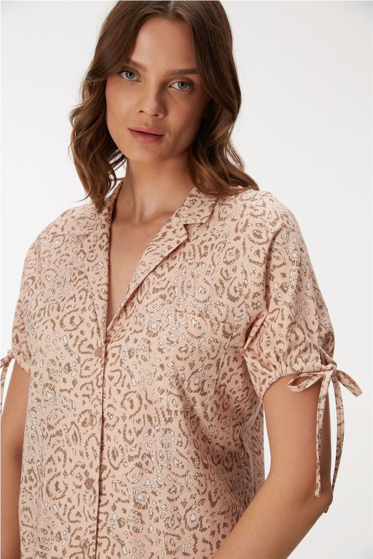 Liatris 11369 Women's Short Sleeve Shirt & Shorts Set