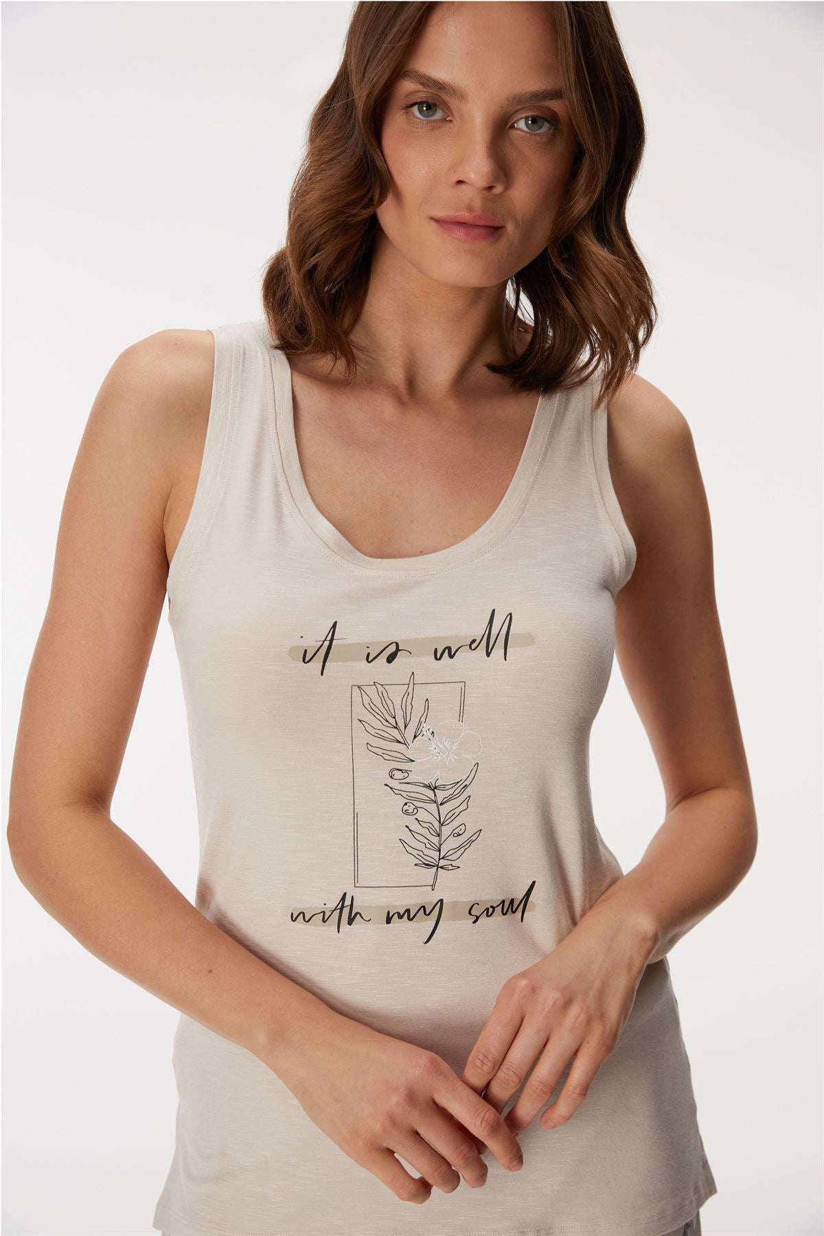 Carolina 11384 Women's Camisole & Pants Set