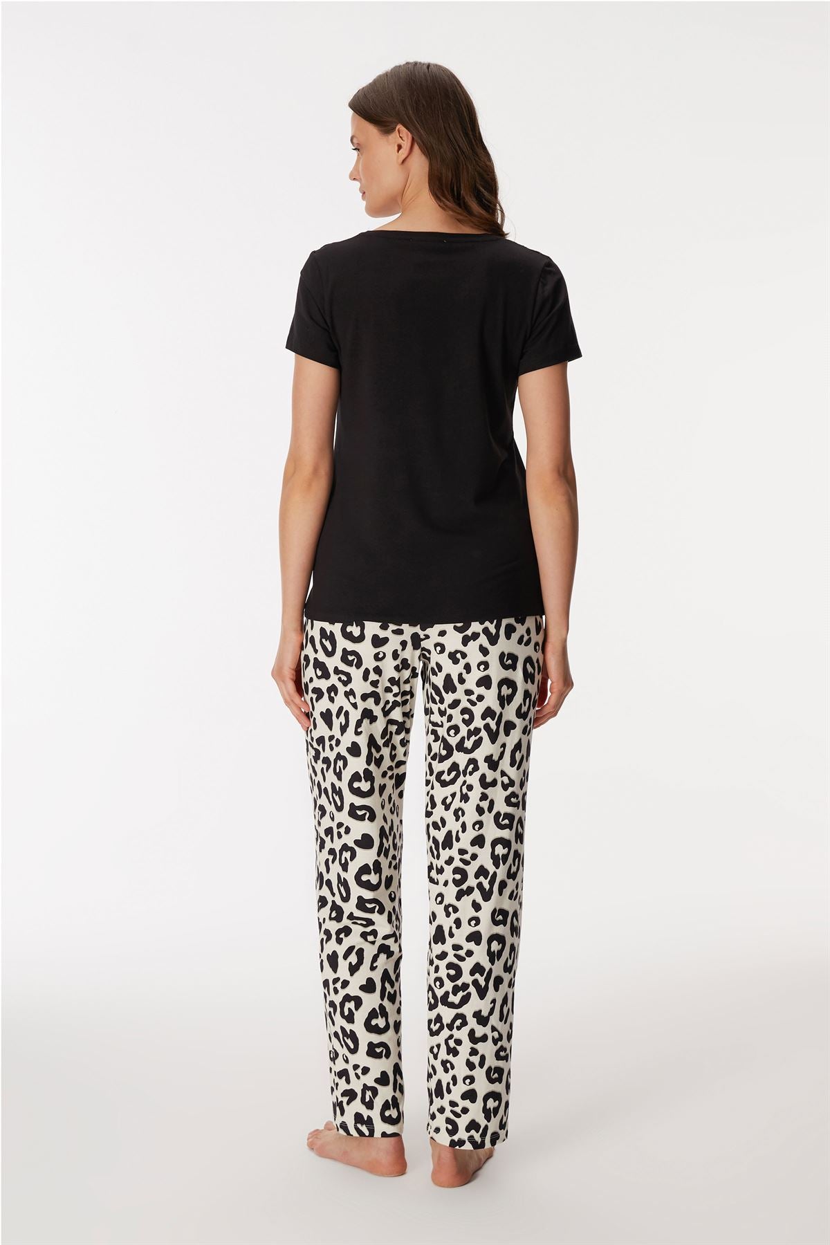 Viola 11392 Women's T-Shirt & Pants Set