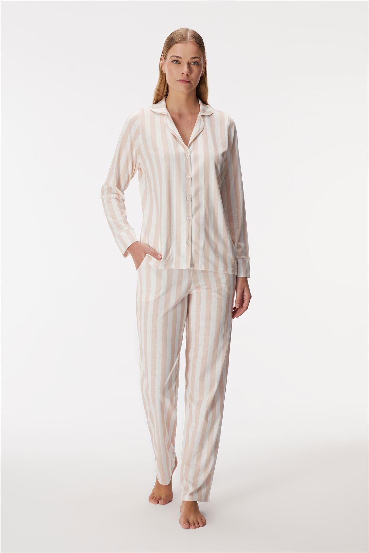11424 Women's Long Sleeve Shirt & Pants Set