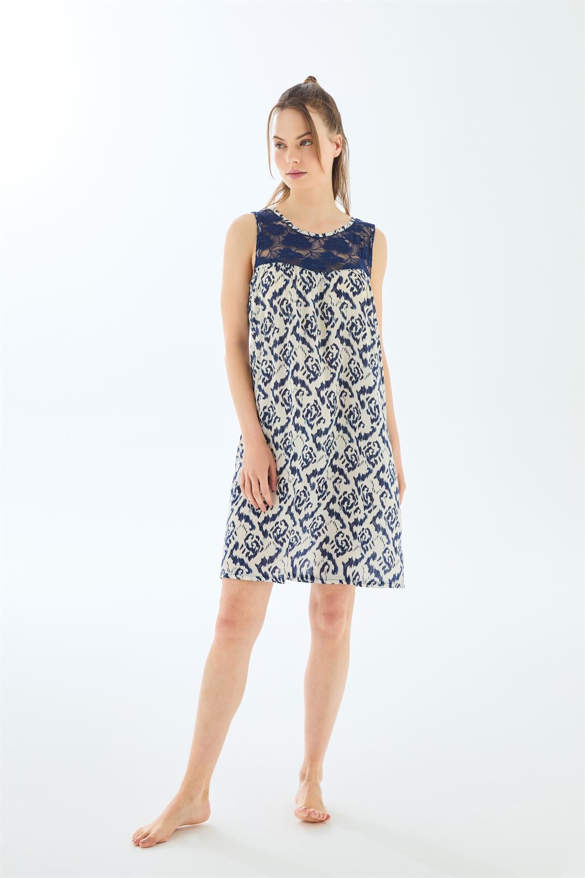 11431 Women's Dress