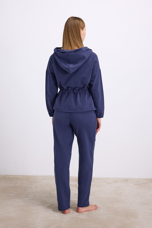 Iris 11605 Women's Longsleeve Sweatshirt & Pants Set