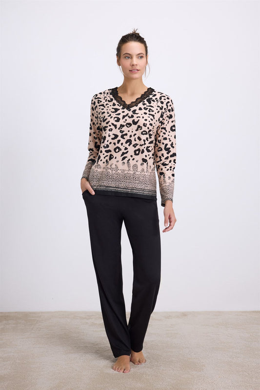 Bergenia 11540 Women's Longsleeve T-Shirt & Pants Set