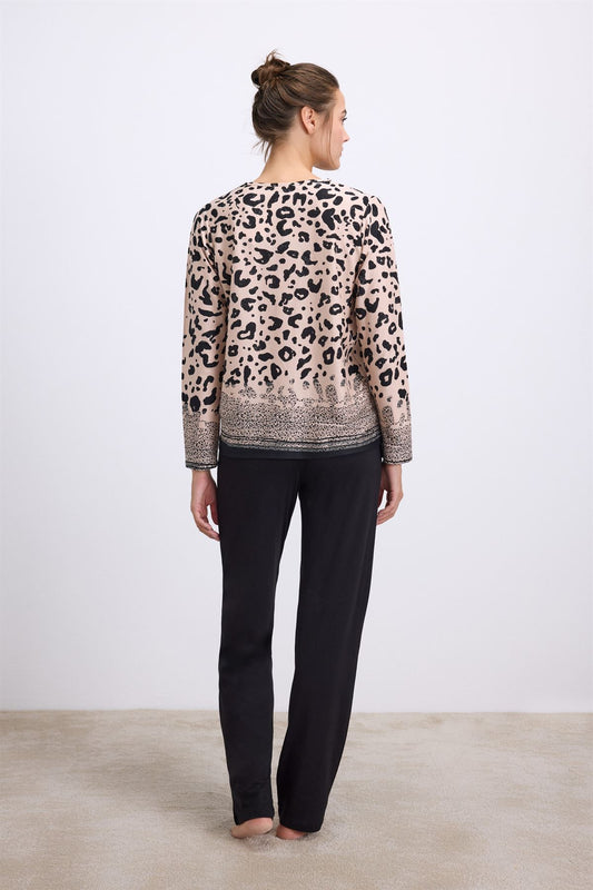 Bergenia 11540 Women's Longsleeve T-Shirt & Pants Set