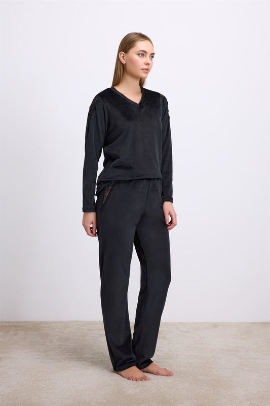 Bergenia 11542 Women's Longsleeve T-Shirt & Pants Set