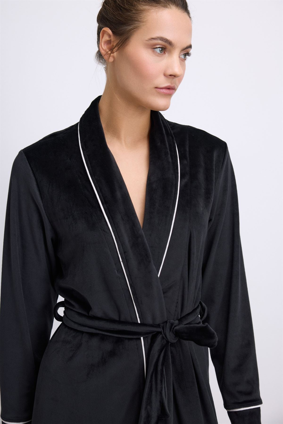 Bergenia 11543 Women's Gown