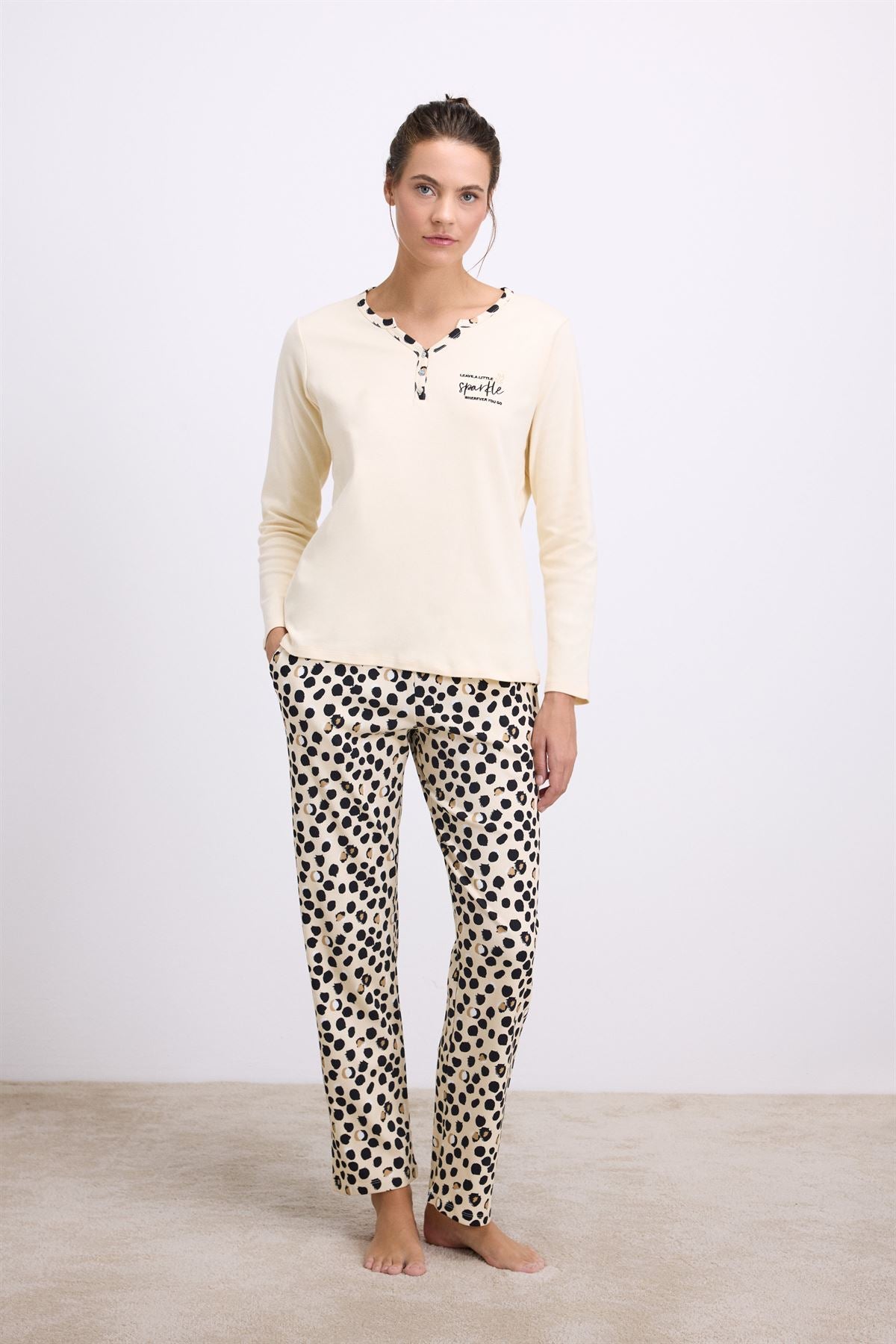 Columbine 11549 Women's Longsleeve T-Shirt & Pants Set