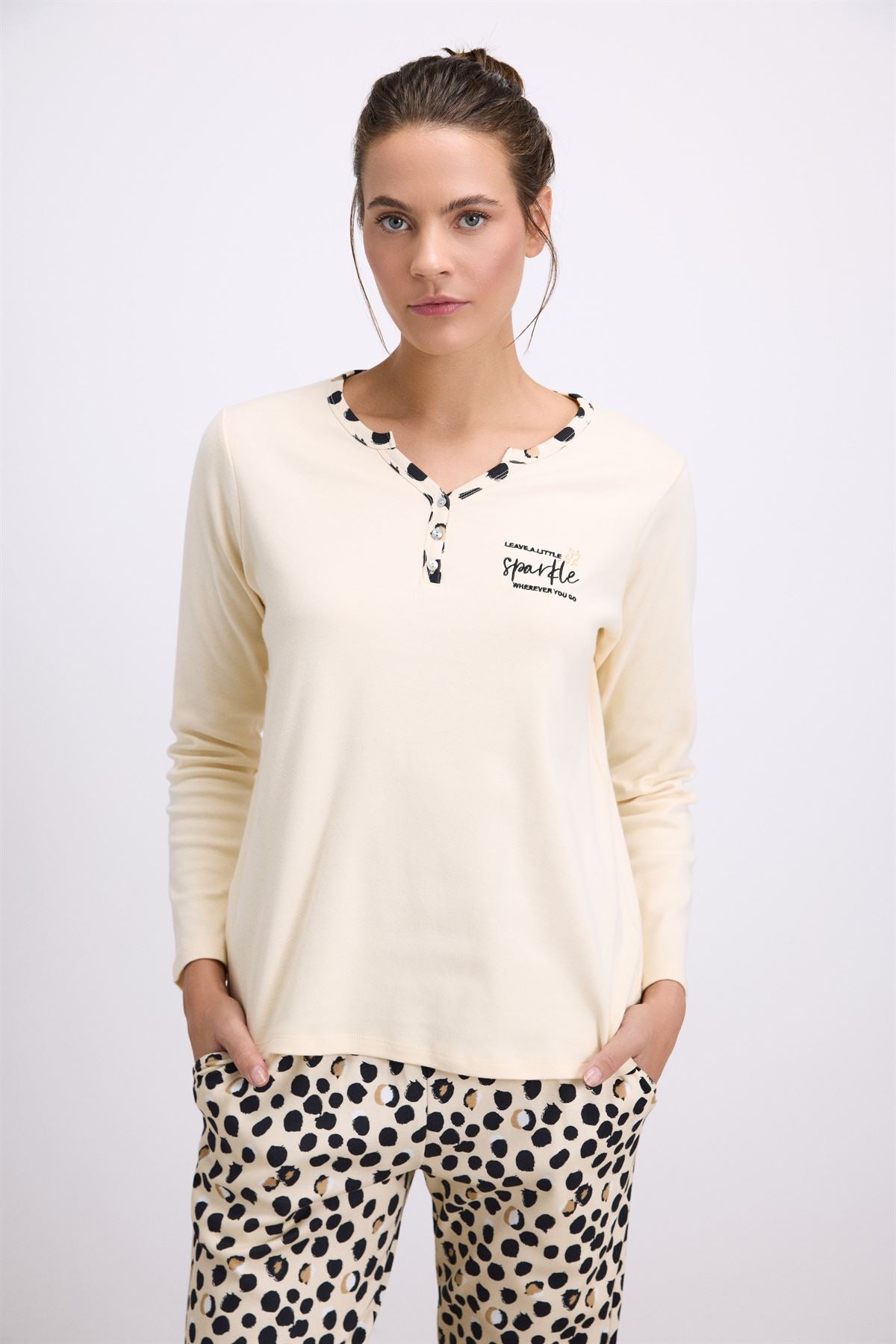 Columbine 11549 Women's Longsleeve T-Shirt & Pants Set