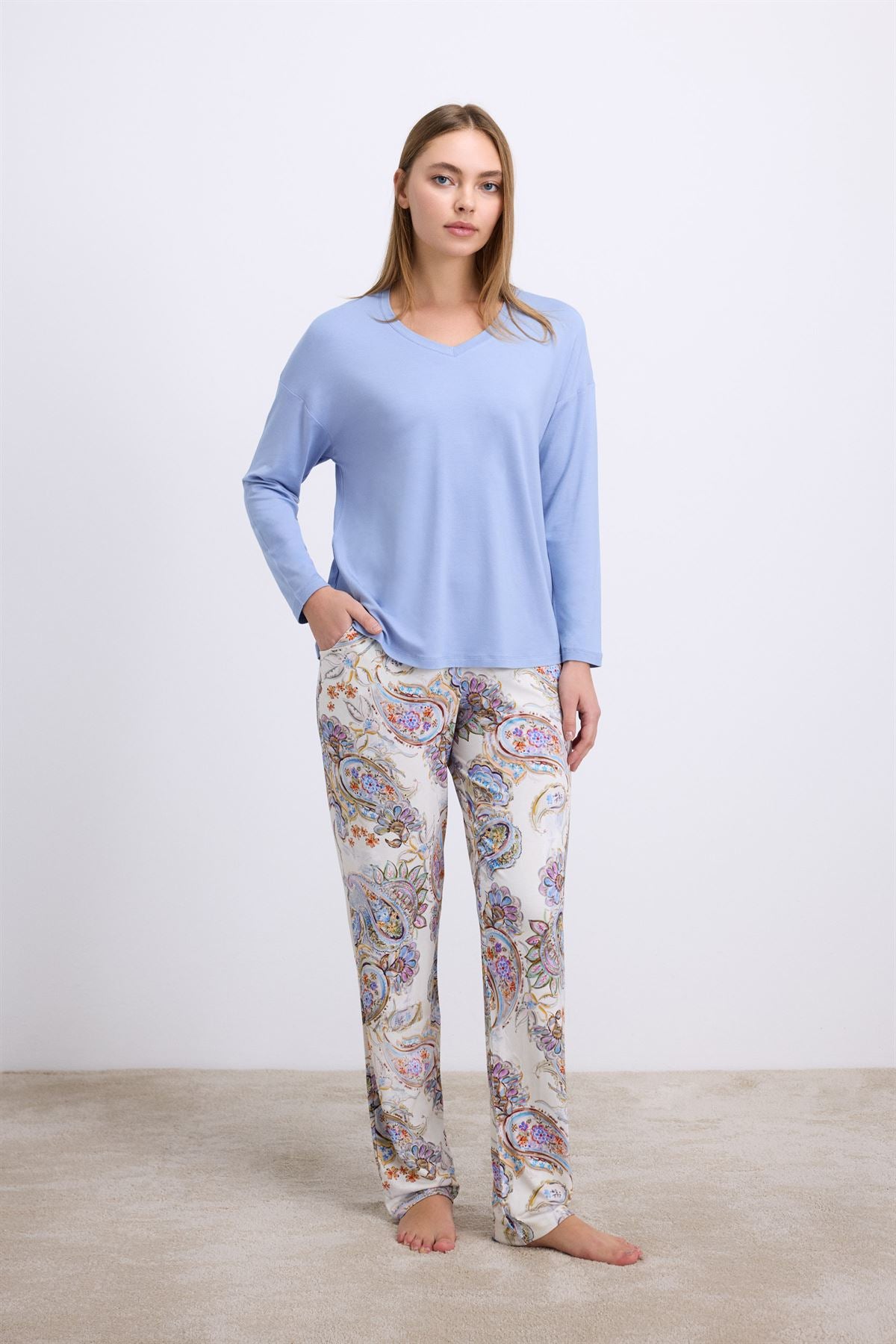 Alyssum 11569 Women's Longsleeve T-Shirt & Pants Set