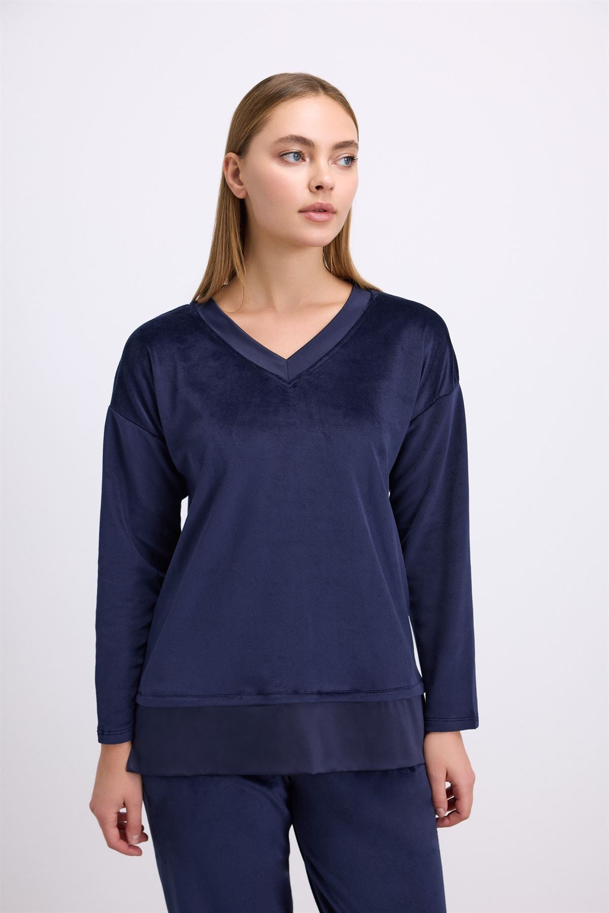 Anemon 11573 Women's Longsleeve Sweatshirt & Pants Set