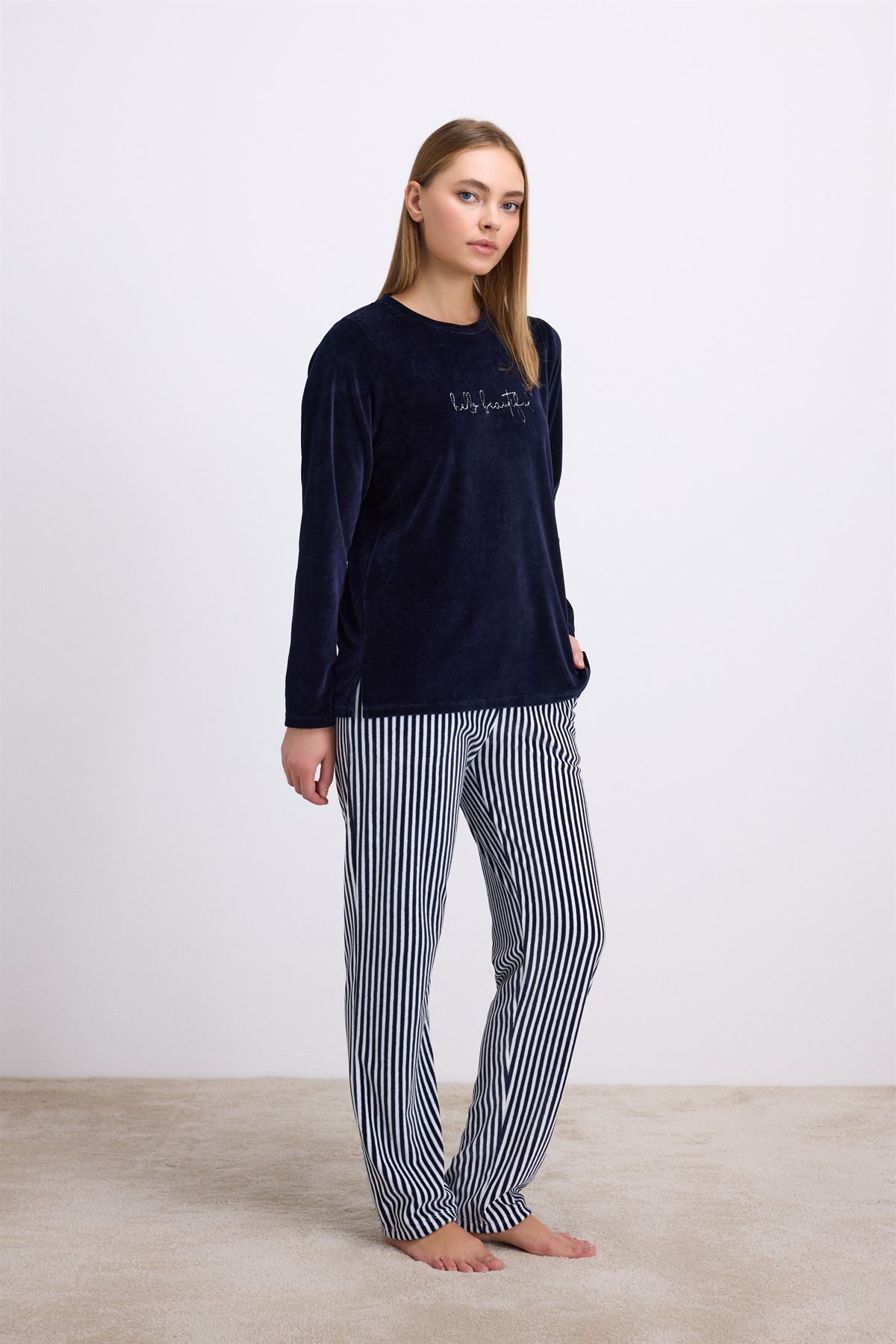 Felicia 11574 Women's Longsleeve Sweatshirt & Pants Set