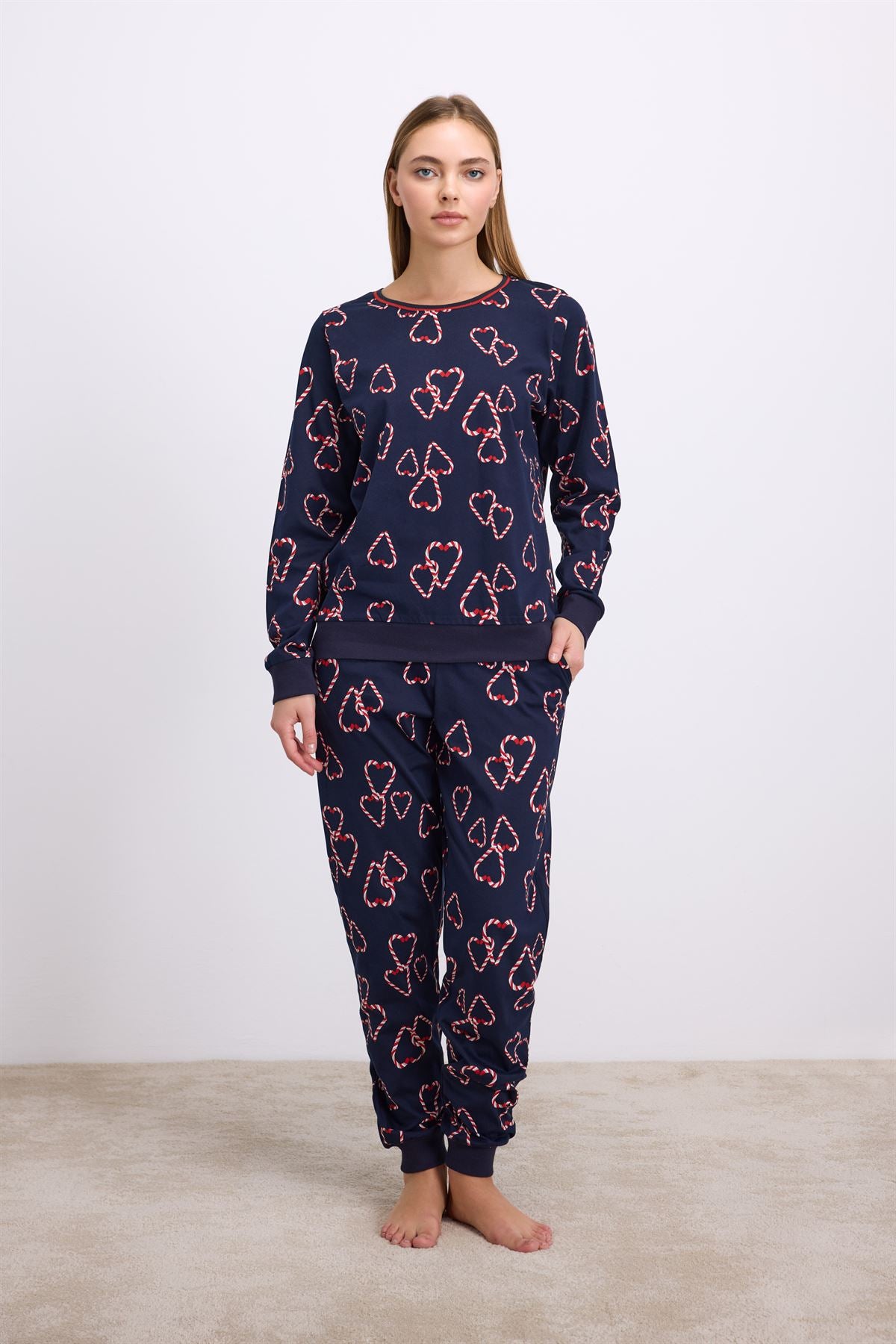 Magnolia 11581 Women's Longsleeve Sweatshirt & Pants Set