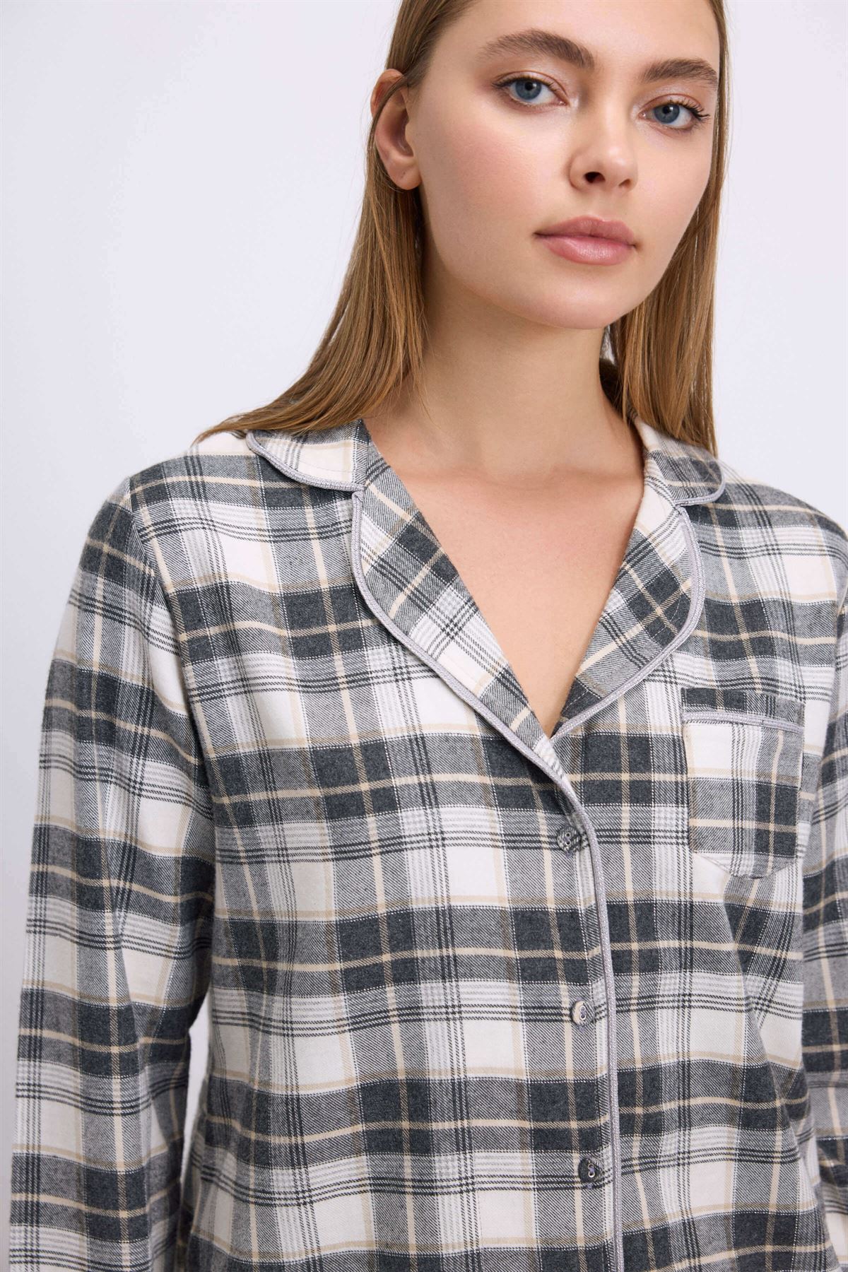 Jacobinia 11594 Women's Long Sleeve Shirt & Pants Set