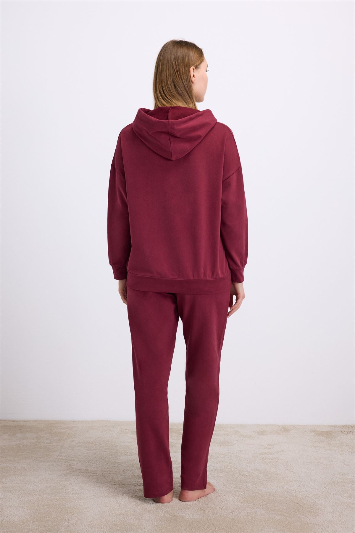 Iris 11604 Women's Longsleeve Sweatshirt & Pants Set