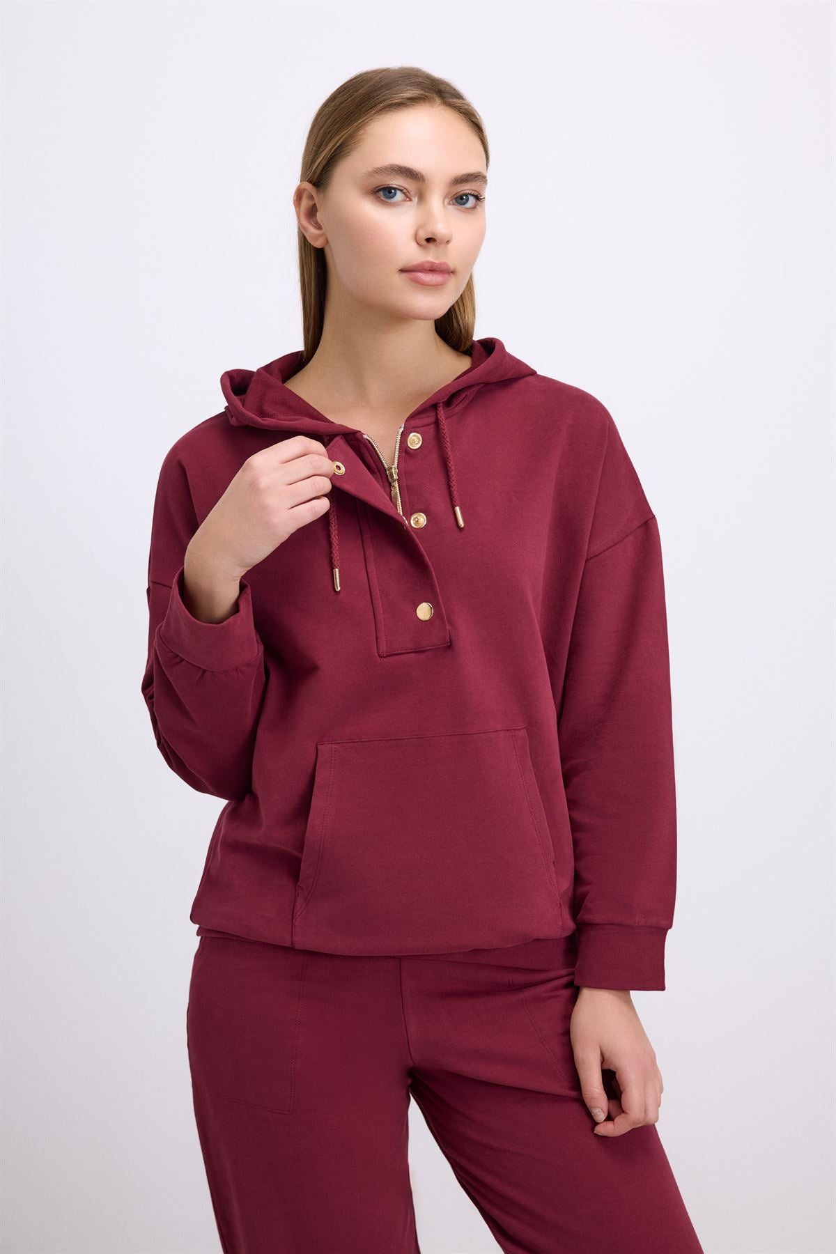 Iris 11604 Women's Longsleeve Sweatshirt & Pants Set