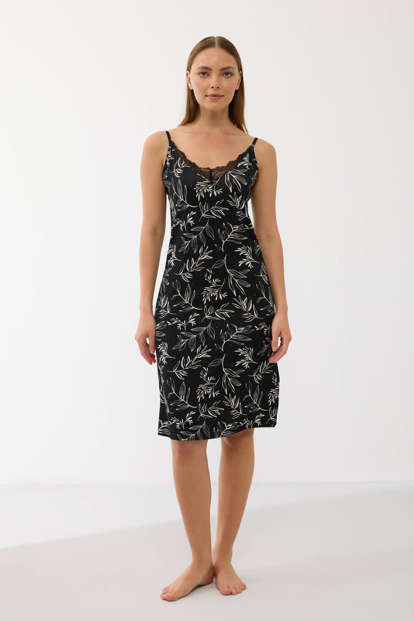 Amara Nightdress MGB11647